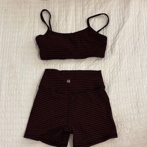 Women's Sports Bra and Shorts Set in Black and Red